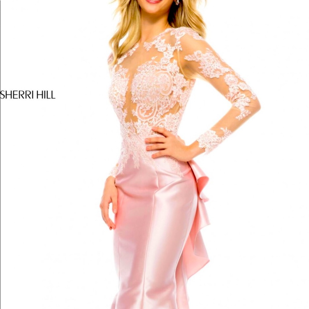 SIZE 2 Sherri Hill 51606